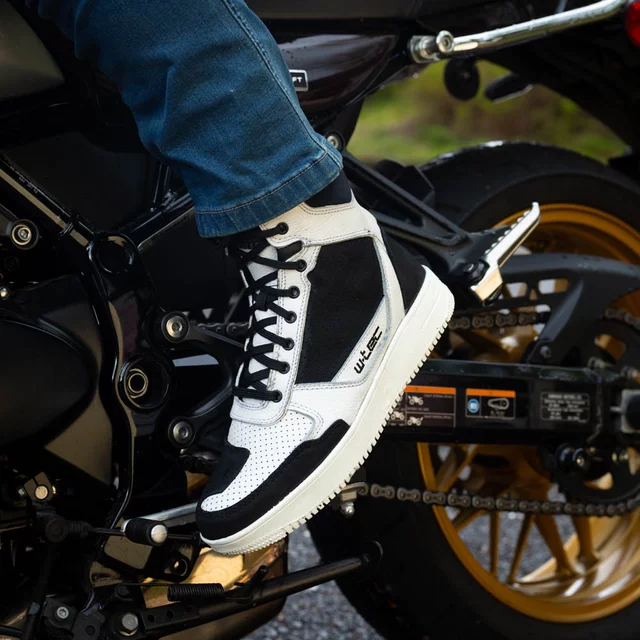 Moto boty W-TEC Bastige - černo-bílá
