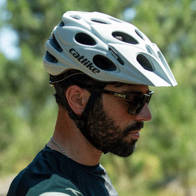 Cyklo přilba CATLIKE Leaf - vínová