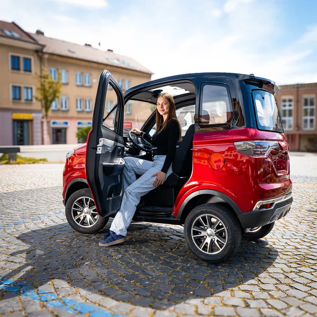 Elektrická čtyřkolka W-TEC Tuligo • 1500W • 45km/h • až 80km dojezd • s řidičákem - šedá