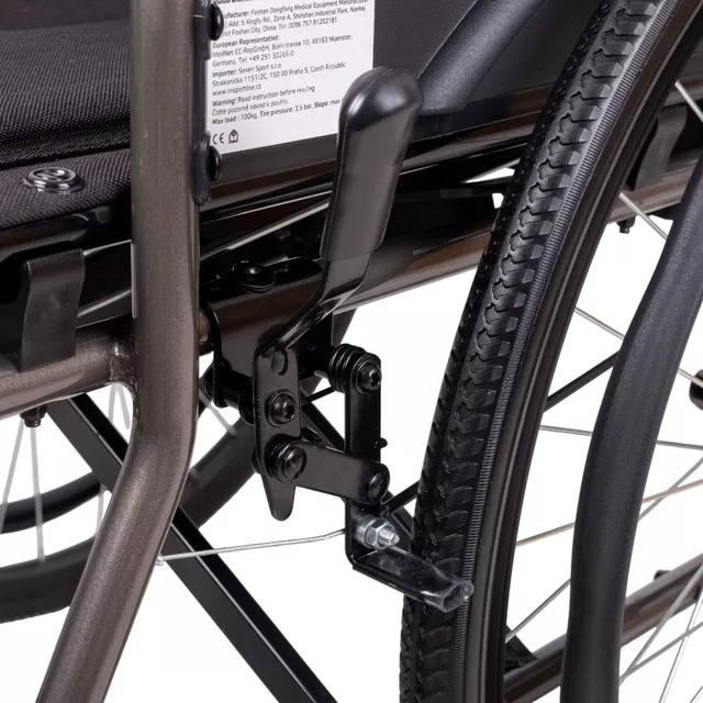 Mechanický skládací invalidní vozík inSPORTline Jakesully odlehčený • 13kg • do 100kg