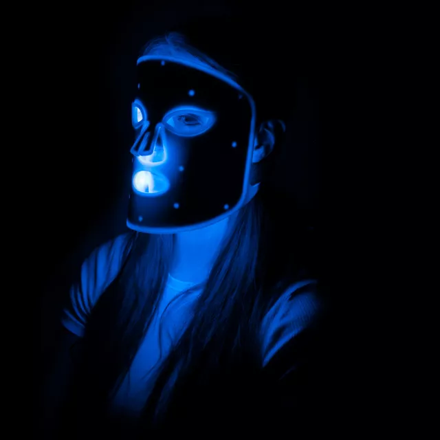 Nabíjecí silikonová ošetřující LED maska inSPORTline Santorina, USB