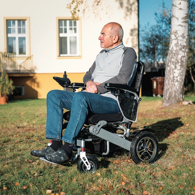 Elektrický invalidní vozík inSPORTline Hawkie II 700W - 2.jakost - zelená