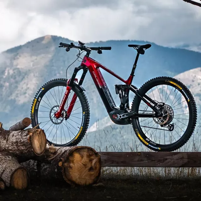 Horské celoodpružené elektrokolo Crussis e-Race PRO 750Wh 29"
