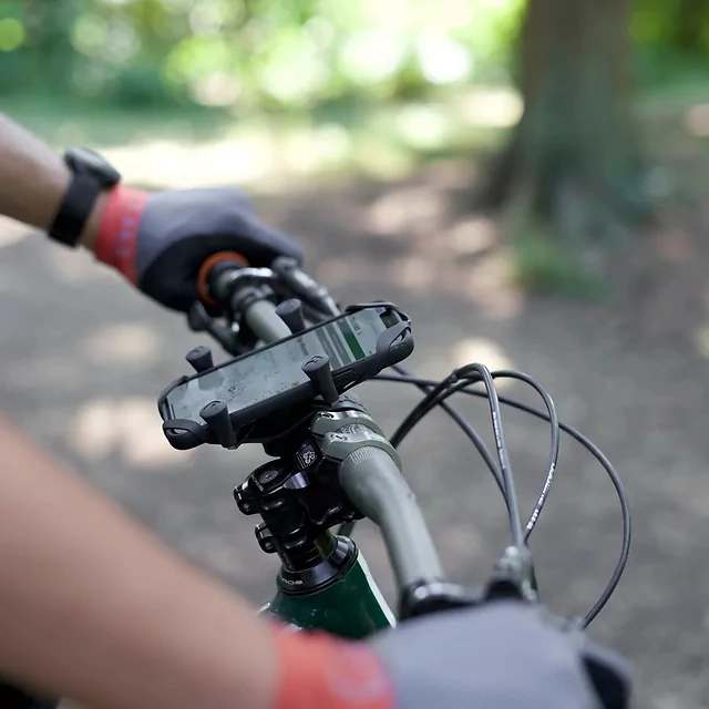 Kompletní sestava držáku pro velké telefony RAM Mounts X-Grip se "Tough-Strap" stahovacím upínaním na řidítka
